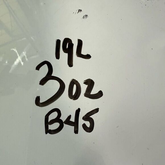 B45.  Forever 21 Front Tie Crop Linen top Size Small - Picture 2 of 7